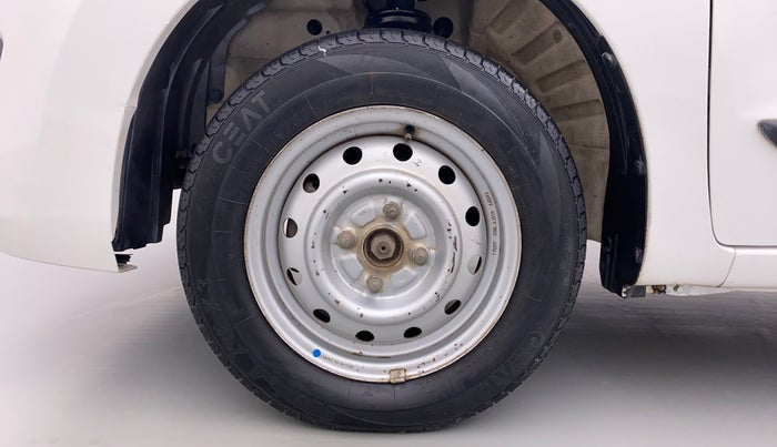 2017 Maruti Wagon R 1.0 LXI CNG, CNG, Manual, 55,498 km, Left Front Wheel