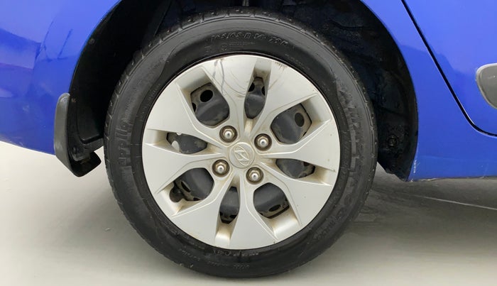 2015 Hyundai Xcent S 1.2, Petrol, Manual, 25,072 km, Right Rear Wheel
