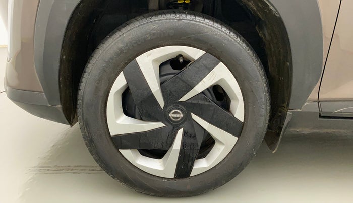 2021 Nissan MAGNITE XL, Petrol, Manual, 19,104 km, Left Front Wheel