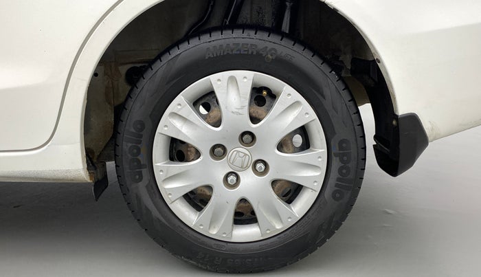 2014 Honda Amaze 1.2L I-VTEC S, Petrol, Manual, 1,11,164 km, Left Rear Wheel