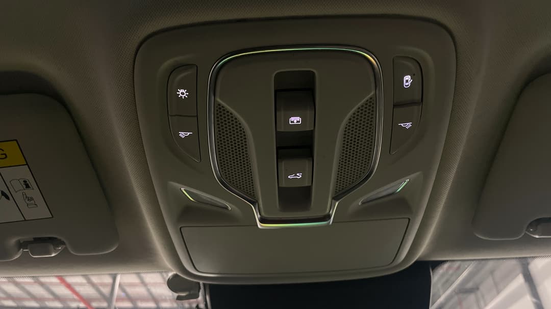 2021 MG HS Essence X, Automatic, 76765 km, On-Roof Controls/Sunglass holder