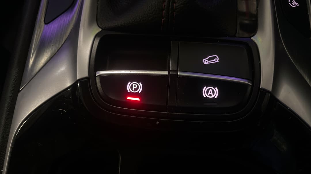2021 MG HS Essence X, Automatic, 76765 km, Handbrake