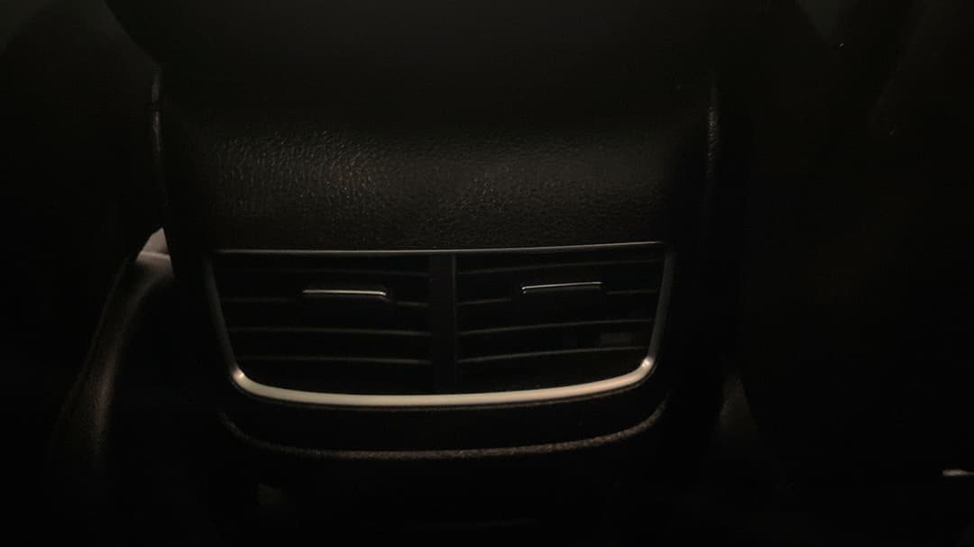 2021 MG HS Essence X, Automatic, 76765 km, Rear A/C Vent