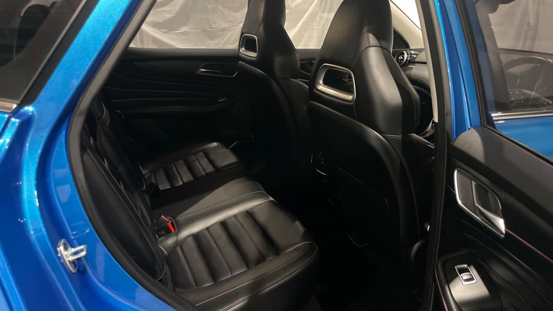 2021 MG HS Essence X, Automatic, 76765 km, Right Side Rear Door Cabin View