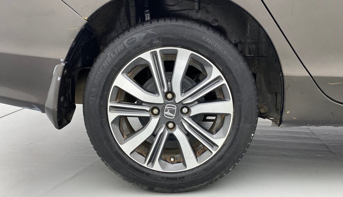 2018 Honda City V MT PETROL, Petrol, Manual, 68,055 km, Right Rear Wheel