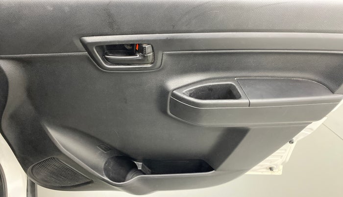 2019 Maruti S PRESSO VXI PLUS, Petrol, Manual, 60,493 km, Driver Side Door Panels Control