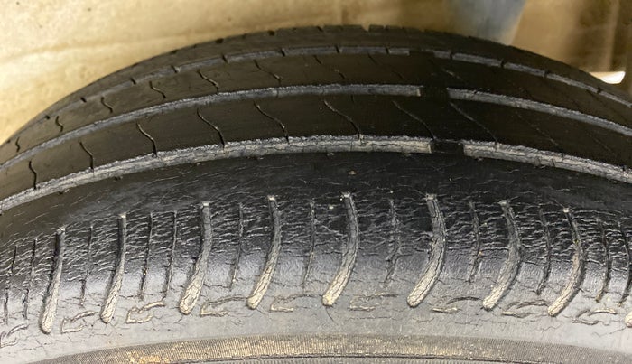 2019 Maruti S PRESSO VXI PLUS, Petrol, Manual, 60,493 km, Left Rear Tyre Tread