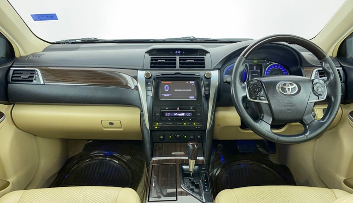 2016 Toyota Camry HYBRID, Petrol, Automatic, 87,702 km, Dashboard