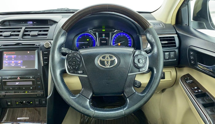 2016 Toyota Camry HYBRID, Petrol, Automatic, 87,702 km, Steering Wheel Close Up