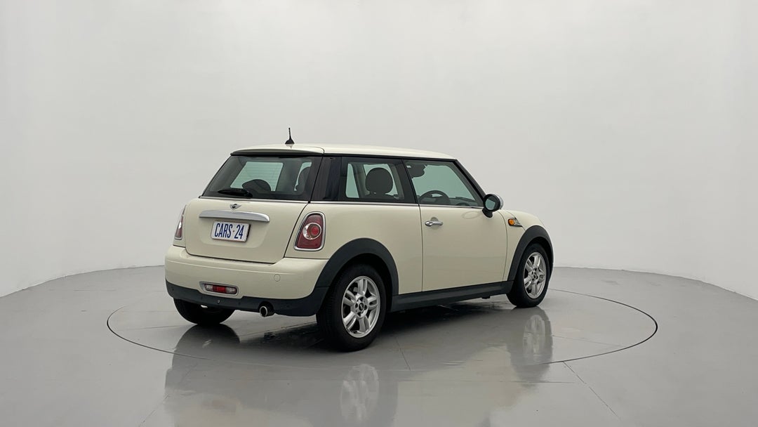 2012 MINI Cooper Ray, Automatic, 137877 km, Right Back Diagonal (45- Degree) View