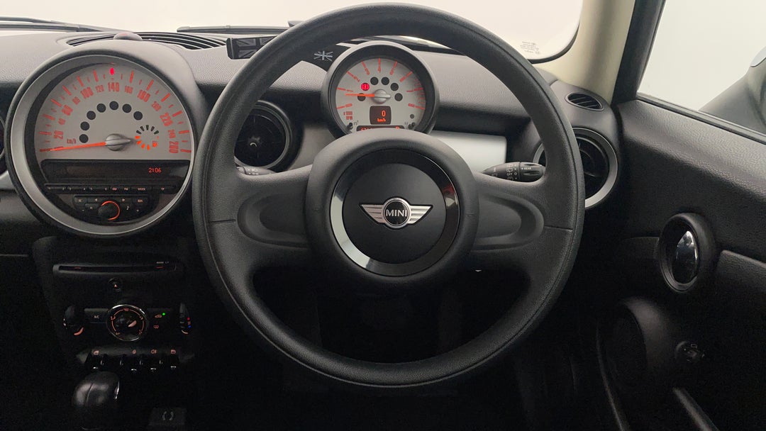 2012 MINI Cooper Ray, Automatic, 137877 km, Steering Wheel Close-up