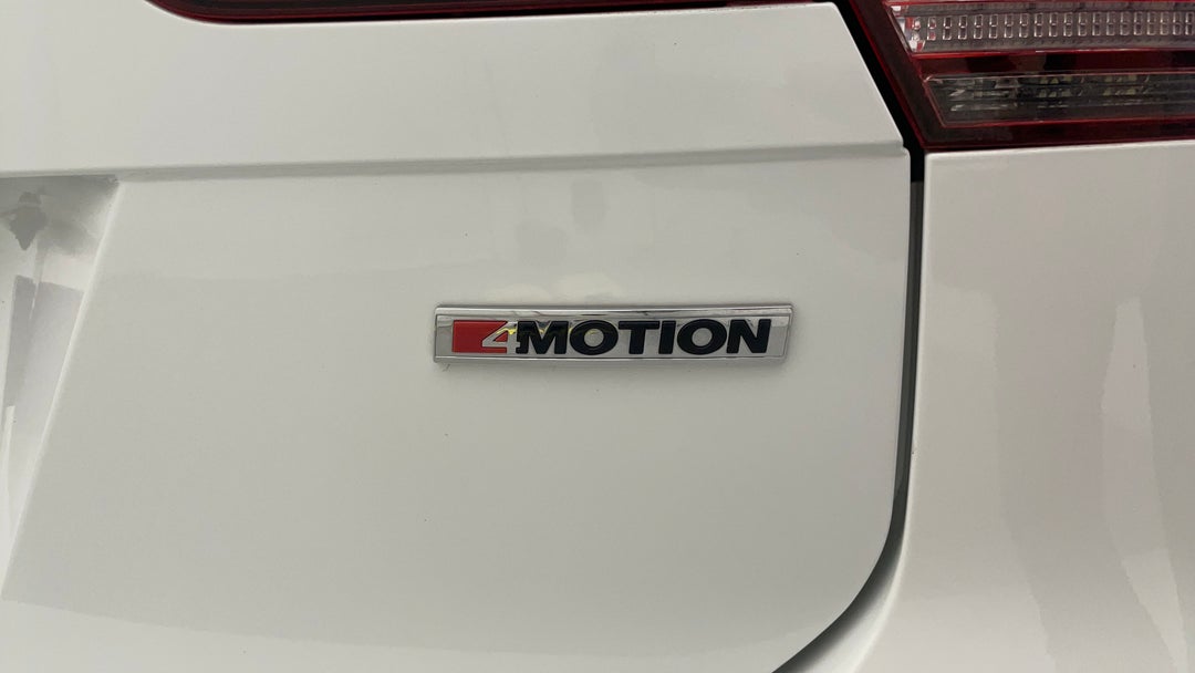 2020 Volkswagen Tiguan Allspace 162 Tsi Highline, Automatic, 114168 km, Badge (Boot Right Side)