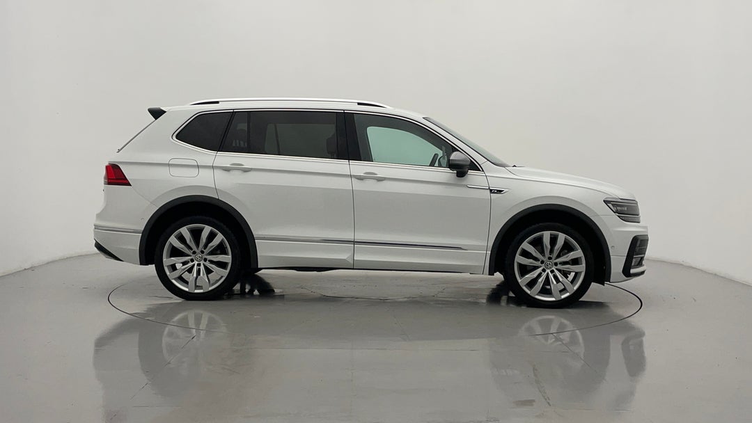 2020 Volkswagen Tiguan Allspace 162 Tsi Highline, Automatic, 114168 km, Right Side View