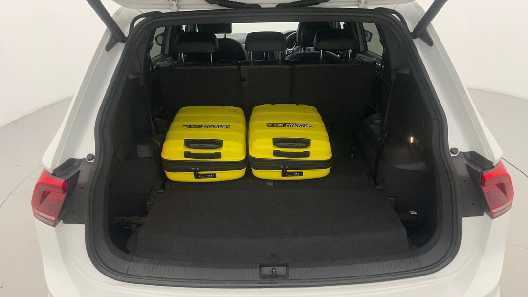 2020 Volkswagen Tiguan Allspace 162 Tsi Highline, Automatic, 114168 km, Boot Inside View with Luggage