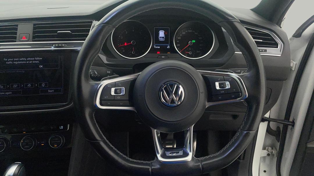 2020 Volkswagen Tiguan Allspace 162 Tsi Highline, Automatic, 114168 km, Steering Wheel Close-up