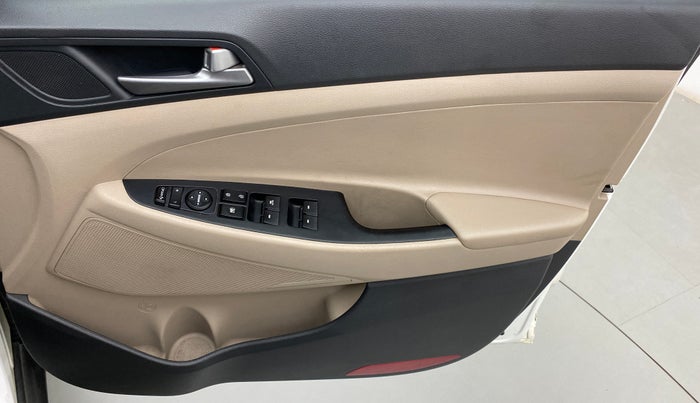 2018 Hyundai Tucson 2WD MT DIESEL, Diesel, Manual, 63,440 km, Driver Side Door Panels Control