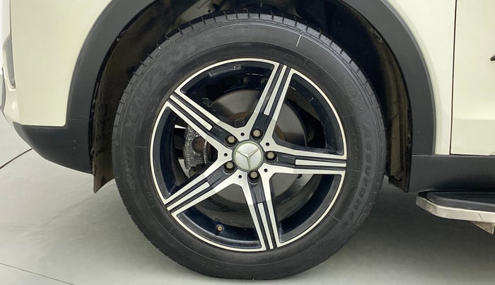 2019 Mahindra XUV300 1.2 W4 MT, Petrol, Manual, 18,143 km, Left Front Wheel