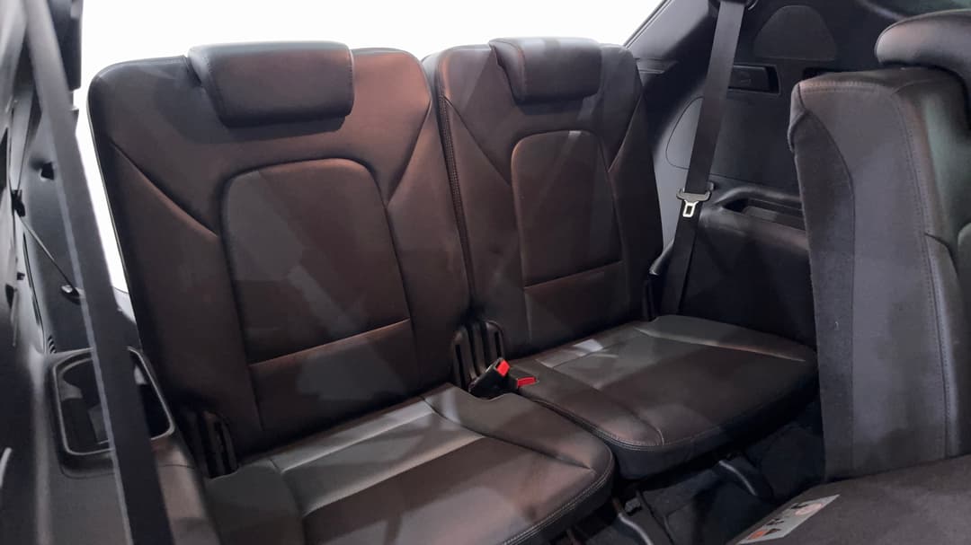 2018 Hyundai Santa Fe Active X, Automatic, 121836 km, Third Row Seats