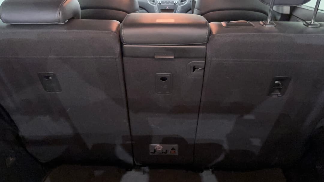 2018 Hyundai Santa Fe Active X, Automatic, 121836 km, Child Seat Anchor Points