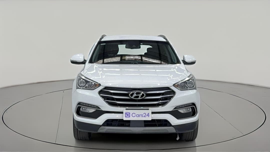 2018 Hyundai Santa Fe Active X, Automatic, 121836 km, Front View
