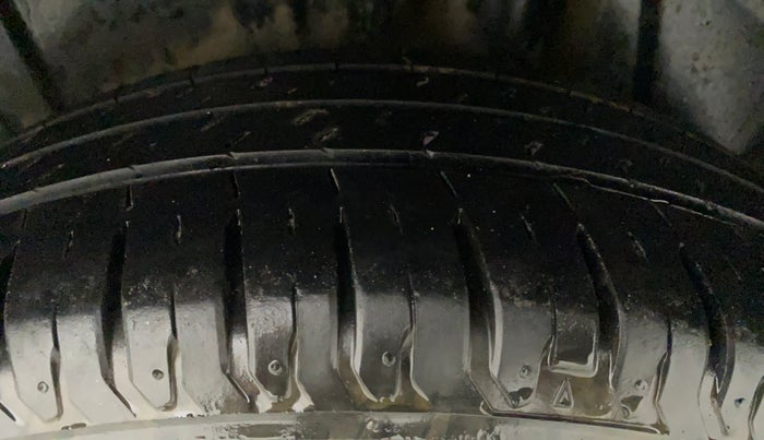 2019 Maruti XL6 ALPHA AT, Petrol, Automatic, 62,248 km, Left Rear Tyre Tread