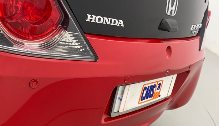 2013 Honda Brio S MT, Petrol, Manual, 70,201 km, Infotainment system - Parking sensor not working