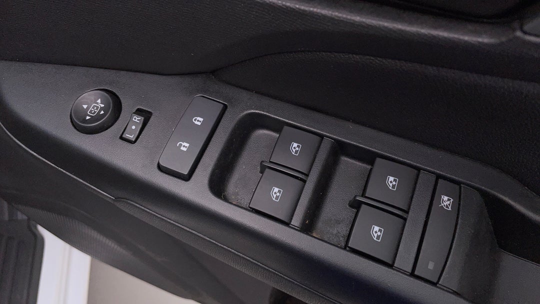 2019 Holden Colorado Ls (4x2), Automatic, 54184 km, Drivers Side Door Panel Controls