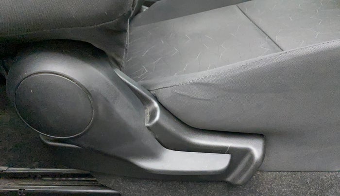 2017 Maruti IGNIS ZETA 1.2 AMT, Petrol, Automatic, 46,495 km, Driver Side Adjustment Panel