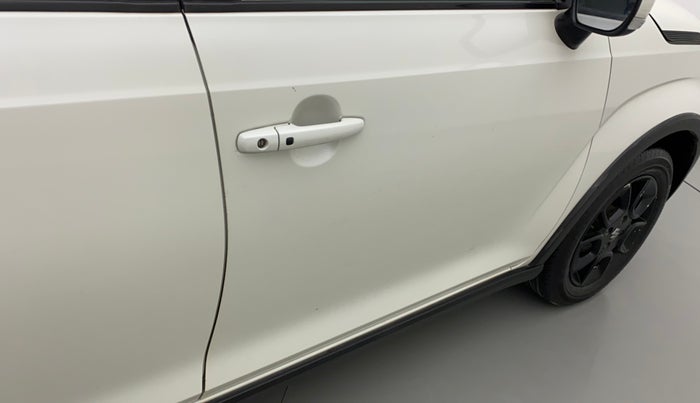 2017 Maruti IGNIS ZETA 1.2 AMT, Petrol, Automatic, 46,495 km, Driver-side door - Minor scratches