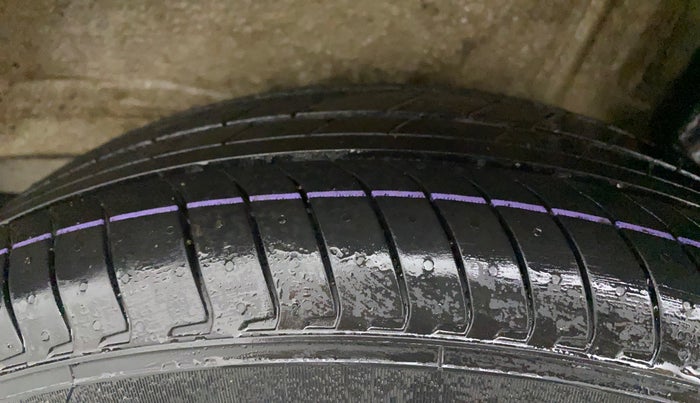 2017 Maruti IGNIS ZETA 1.2 AMT, Petrol, Automatic, 46,495 km, Left Rear Tyre Tread