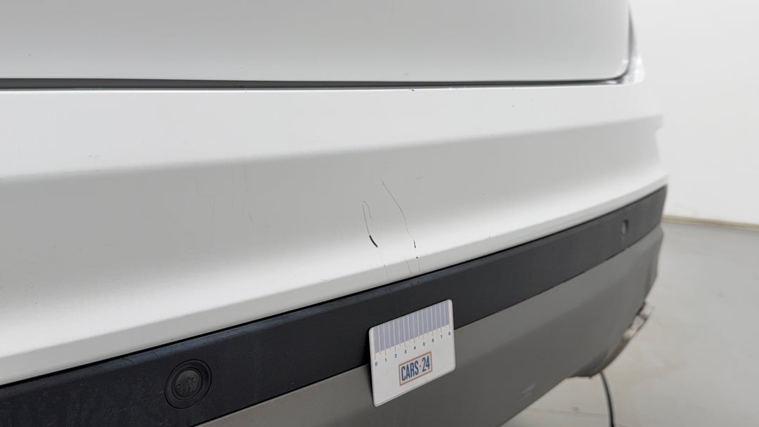 Bumper Rear Scratch
