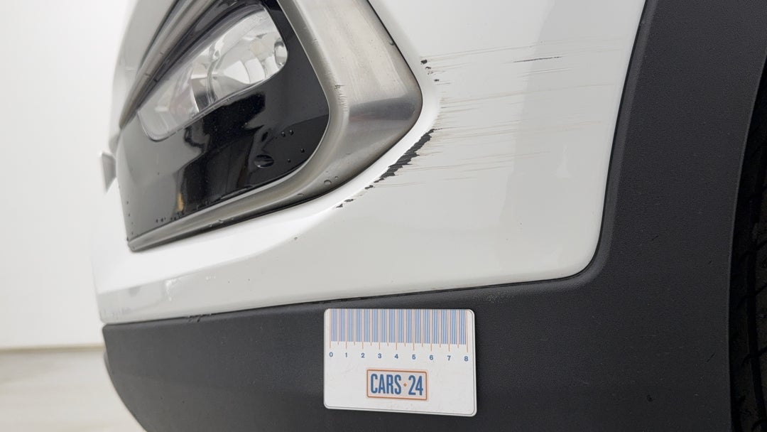 Bumper Front Scratch
