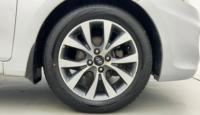 2013 Hyundai Verna FLUIDIC 1.6 SX CRDI, Diesel, Manual, 50,517 km, Right Front Wheel