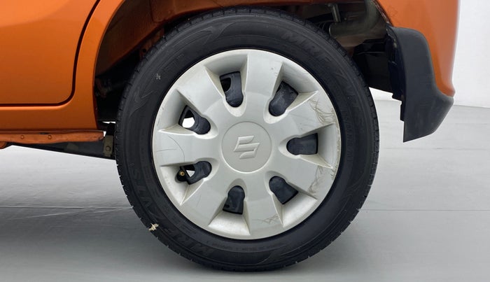 2016 Maruti Alto K10 VXI P, Petrol, Manual, 9,318 km, Right Rear Wheel