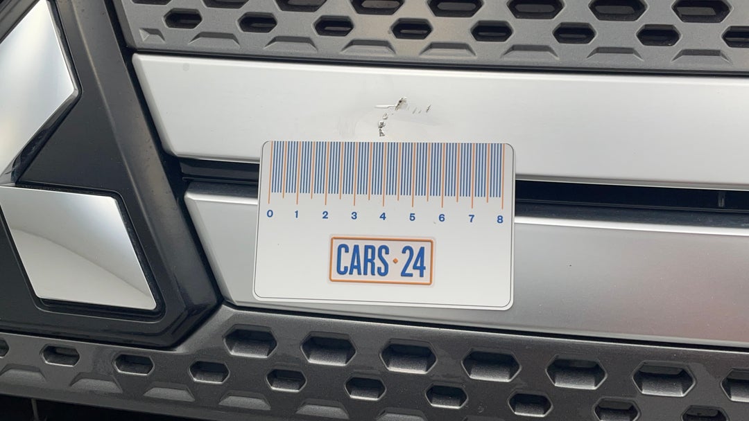 2020 Mitsubishi Outlander Ls 7 Seat (2wd), Automatic, 49651 km, Grille Scratch