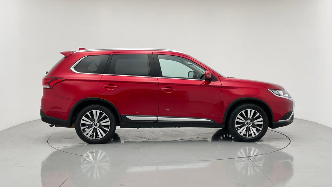 2020 Mitsubishi Outlander Ls 7 Seat (2wd), Automatic, 49651 km, Right Side View