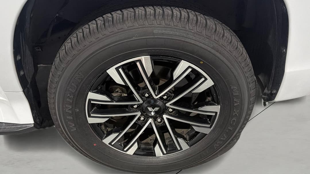 2021 Mitsubishi Pajero Sport Exceed (4x4) 7 Seat, Automatic, 58563 km, Right Front Wheel