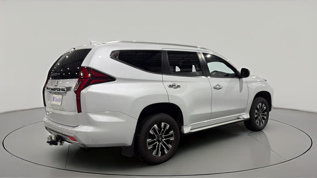 2021 Mitsubishi Pajero Sport Exceed (4x4) 7 Seat, Automatic, 58563 km, Right Back Diagonal (45- Degree) View