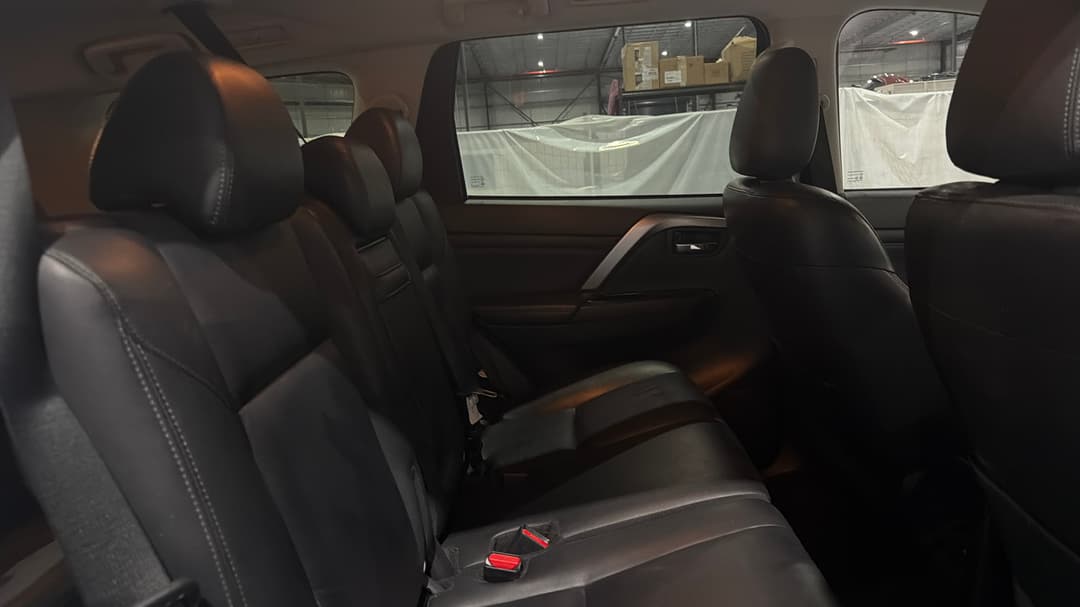2021 Mitsubishi Pajero Sport Exceed (4x4) 7 Seat, Automatic, 58563 km, Right Side Rear Door Cabin View