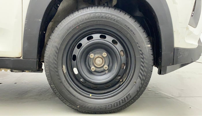 2017 Mahindra KUV 100 NXT K4+ 6S, Petrol, Manual, 43,392 km, Right Front Wheel