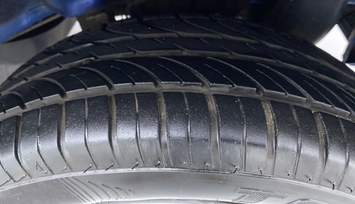 2017 Hyundai Eon ERA PLUS, Petrol, Manual, 17,645 km, Left Rear Tyre Tread