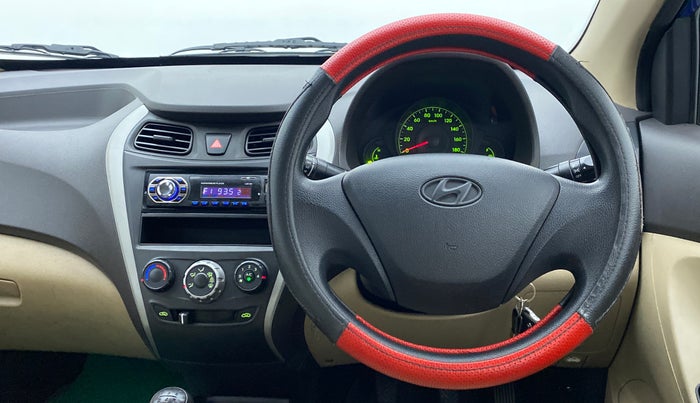2017 Hyundai Eon ERA PLUS, Petrol, Manual, 17,645 km, Steering Wheel Close Up