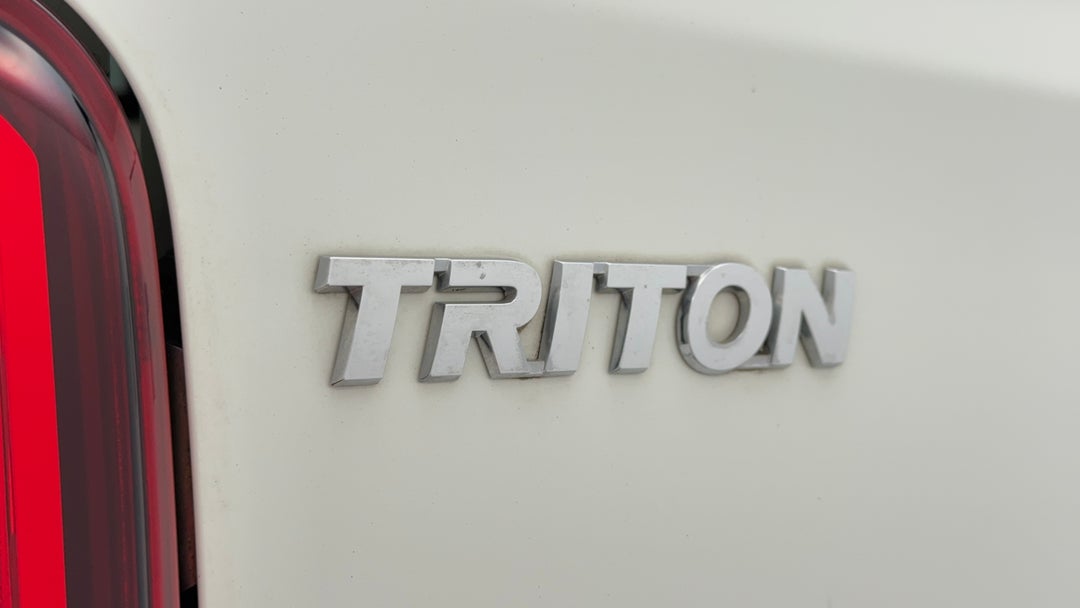 2022 Mitsubishi Triton Glx (4x2), Automatic, 40941 km, Badge (Boot Left Side)