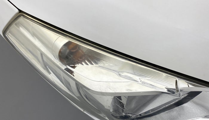 2014 Maruti Ertiga VXI, Petrol, Manual, 38,707 km, Right headlight - Faded