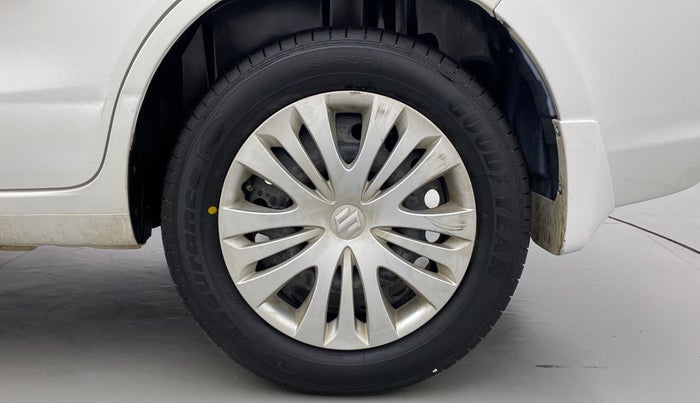 2014 Maruti Ertiga VXI, Petrol, Manual, 38,707 km, Left Rear Wheel