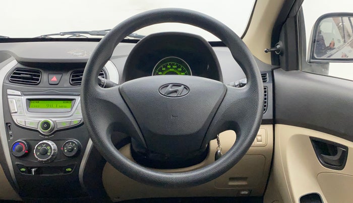 2014 Hyundai Eon MAGNA +, Petrol, Manual, 29,687 km, Steering Wheel Close Up