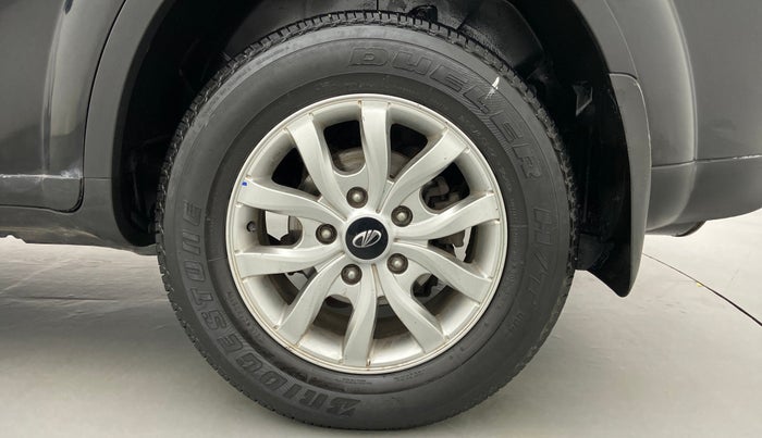 2019 Mahindra XUV500 W9, Diesel, Manual, 5 km, Left Rear Wheel