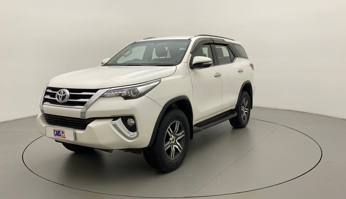2017 Toyota Fortuner 2.8 4X2 AT, Diesel, Automatic, 1,03,102 km, Left Front Diagonal