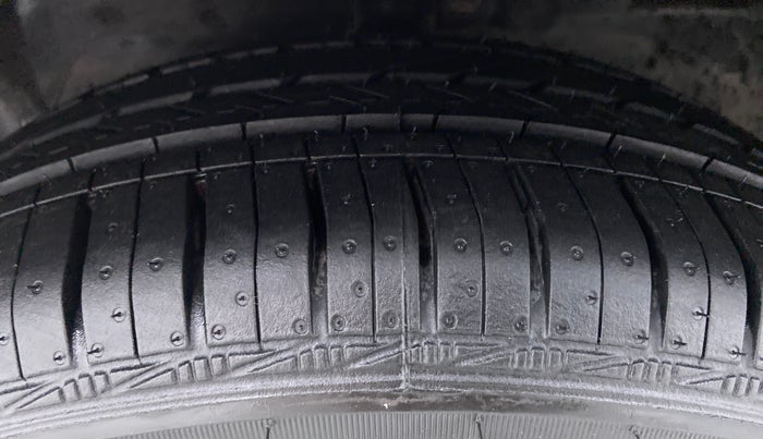 2015 Ford Figo Aspire 1.5 TREND DIESEL, Diesel, Manual, 59,980 km, Left Front Tyre Tread