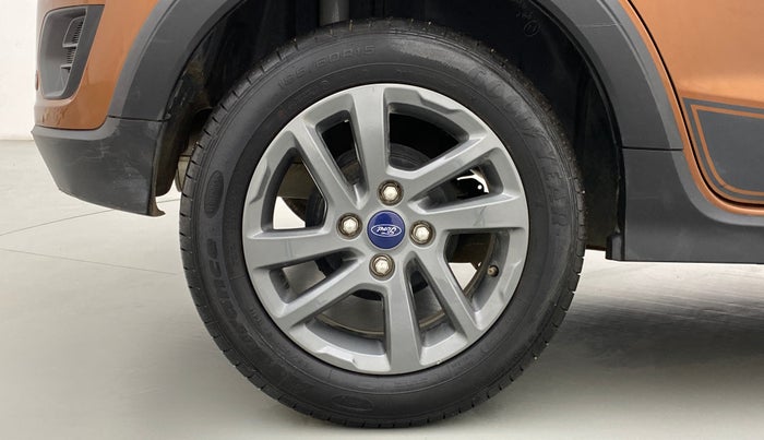 2020 Ford FREESTYLE TITANIUM + 1.2 TI-VCT, Petrol, Manual, 13,664 km, Right Rear Wheel
